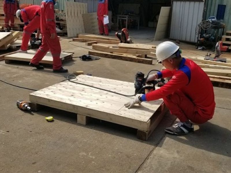 Cách đóng pallet gỗ dùng cho xe nâng tay