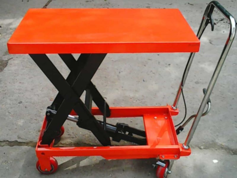 xe-nang-ban-300kg (3)