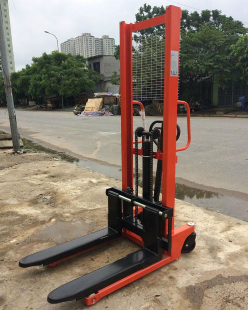 Nguyên lý hoạt động của xe nâng tay