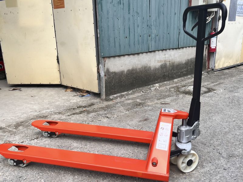 Xe nâng tay thấp 1.5 tấn