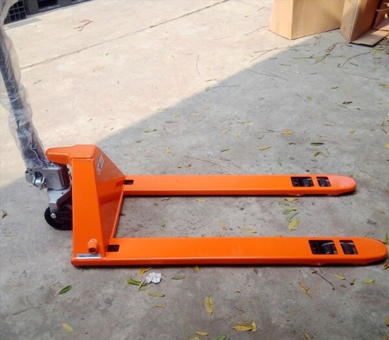 xe-nang-tay-thap-1000kg (3)