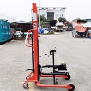 xe-nang-tay-thung-phuy-350kg
