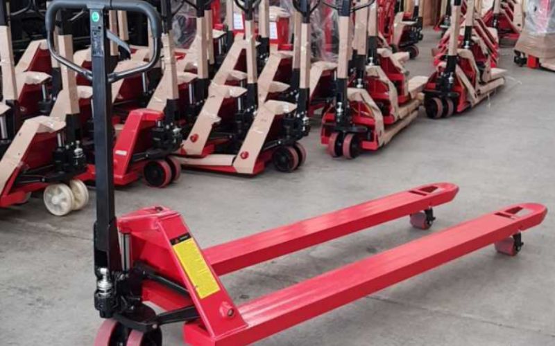 Xe nâng tay siêu dài 2.5 tấn càng 1.6m